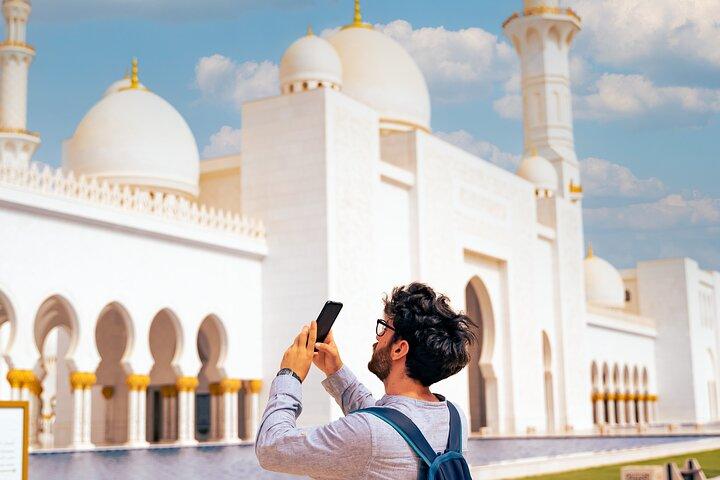 Private Abu Dhabi City Tour: Sheikh Zayed Mosque & Heritage Village