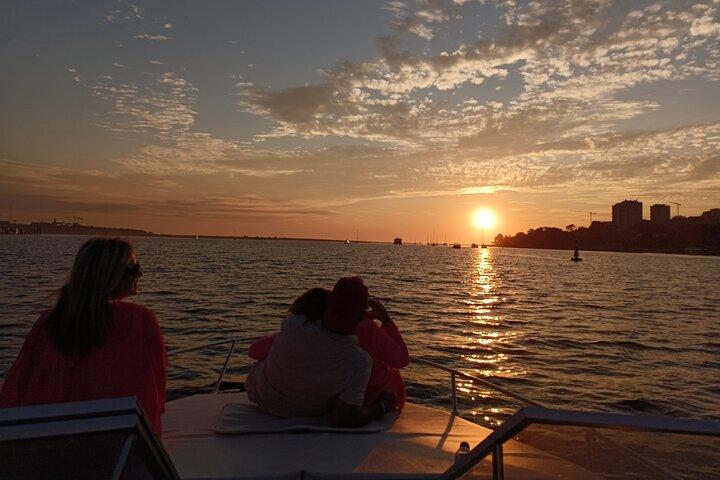 Porto: Private Boat Tour on the Douro River - Up to 6 People