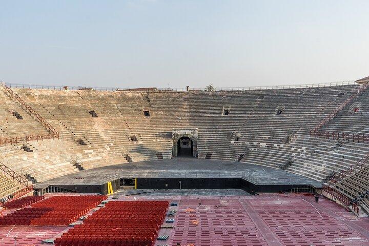 Verona Arena: priority entry with guided tour!