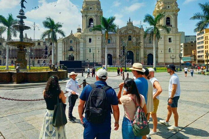 Excursión a pie de medio día a la ciudad de Lima (grupos pequeños)