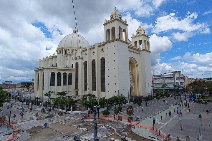 Recorrido exprés Centro Histórico San Salvador