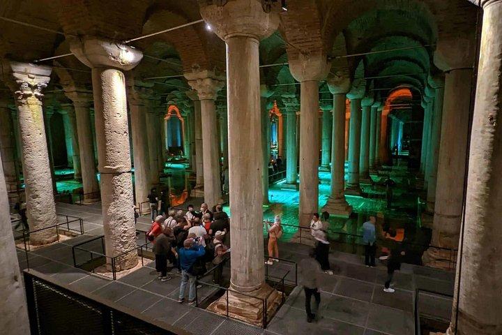 Istanbul: Basilica Cistern Entry Ticket with Tour Guide