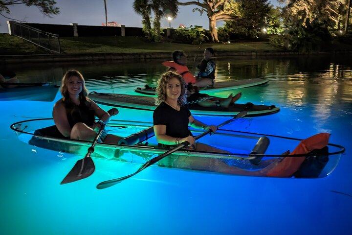 Date Night LED Glow Clear Kajak oder Paddleboard & Champagner
