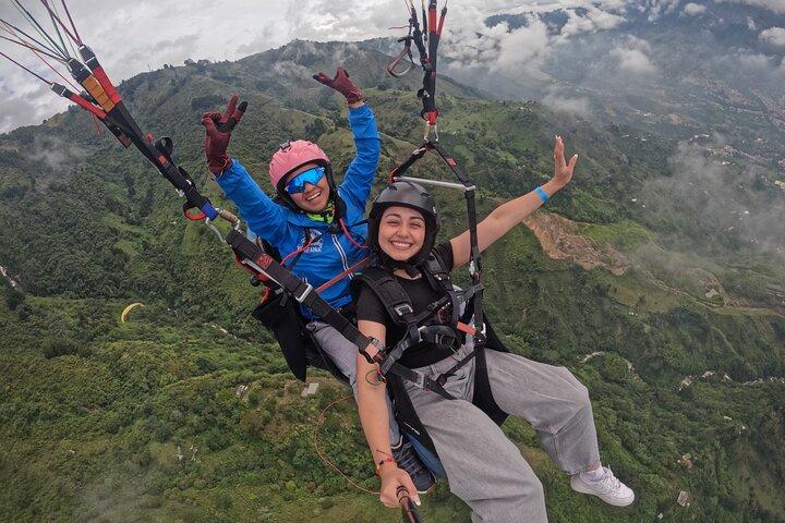 Vuelo parapente en Medellin