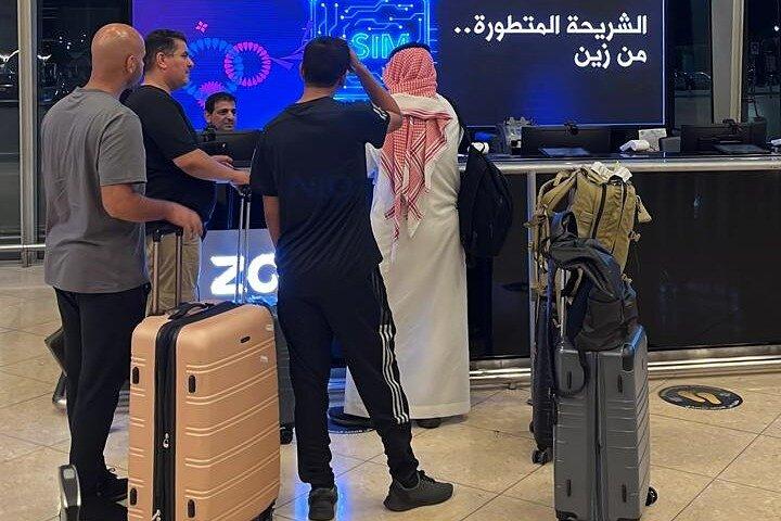 Traslados al aeropuerto Queen Alia desde / hacia Amman, Petra, Mar Muerto.