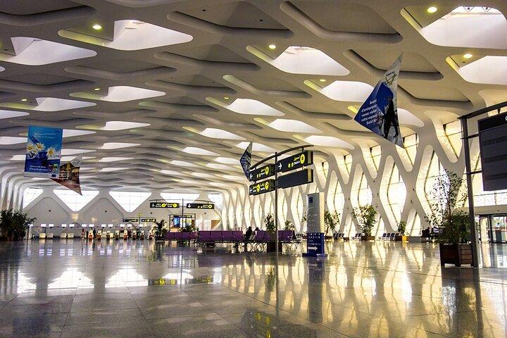 Traslado privado de ida al aeropuerto desde / hacia el hotel en Marrakech
