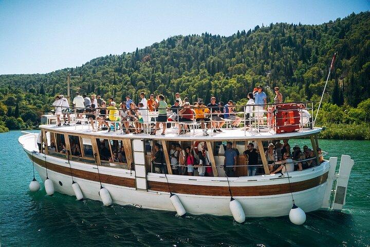 De Split: passeio pelas cachoeiras de Krka, cruzeiro de barco e natação