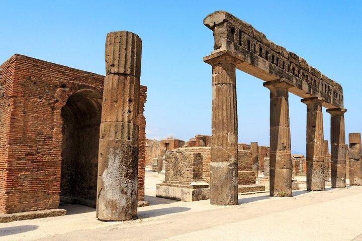 Pompeji og Vesuv-tur og Vesuv-kældre fra Salerno