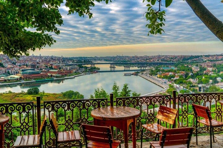 Istanbul Full-Day Dolmabahce Palace With Bosphorus Cruise