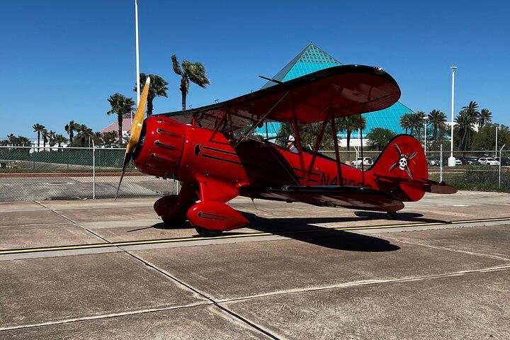 Første Mate Open Cockpit Biplane Ride i Galveston