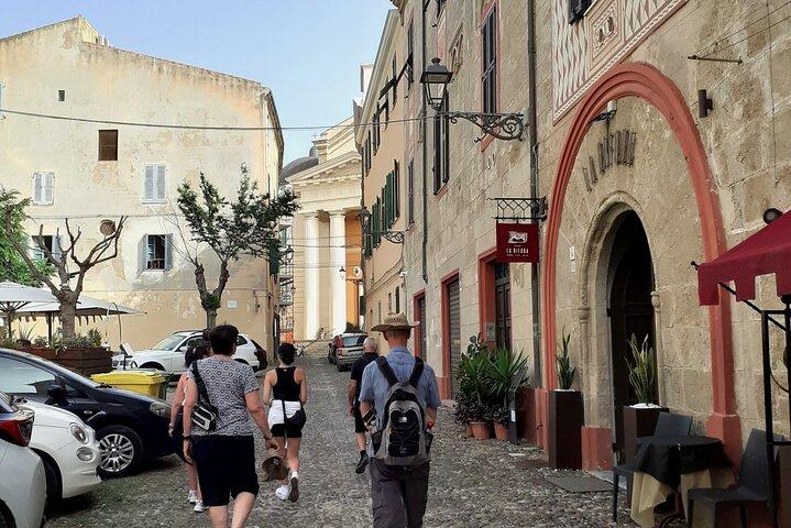 Alghero guided tour in the historic centre