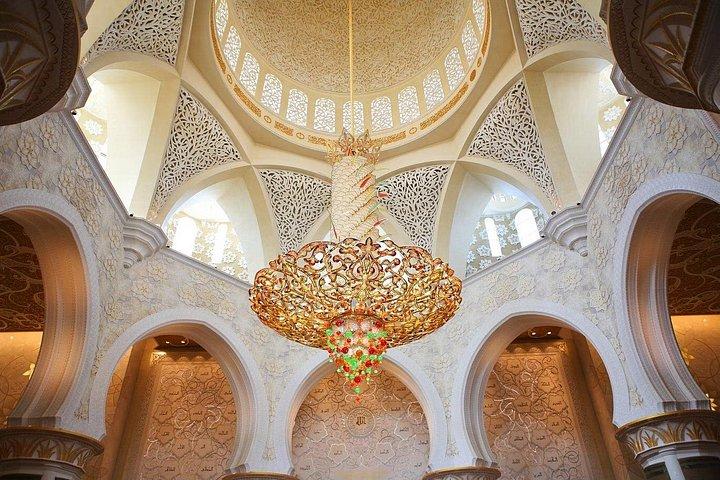 Full Day Abu Dhabi City Tour + BAPS Mandir Visit, guide transfer