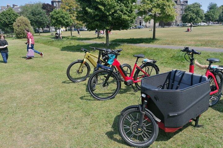 Impressionante passeio de bicicleta elétrica em Edimburgo, com máximo de 10 pessoas, grupo pequeno