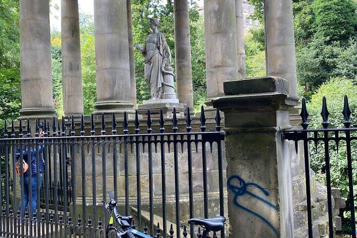 Impressionante passeio de bicicleta elétrica em Edimburgo, com máximo de 10 pessoas, grupo pequeno