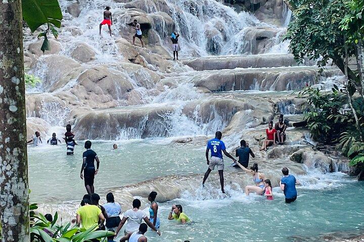 Privé Dunn's River Falls + Zipline over de watervallen Halve dagtour