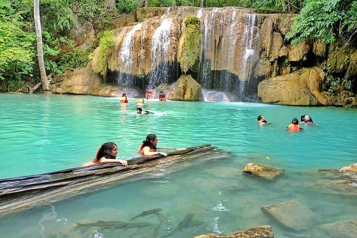 Excursion d'une journée à Kanchanaburi : River Kwai et Erawan Falls