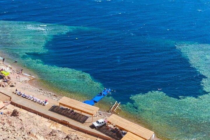 Sharm El-Sheikh: viagem de um dia pelo Canyon Colorido e Buraco Azul