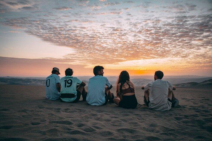 Luxury Private Paracas & Huacachina Tour with Sunset Picnic