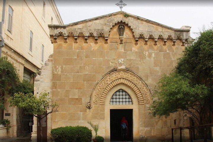 Jerusalem : Jesus Sacred Path "13" Steps of Dolorosa