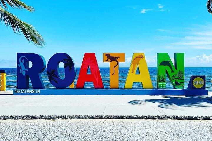 Roatan Schokolade und Rum Firmentour mit optionalen Stopps