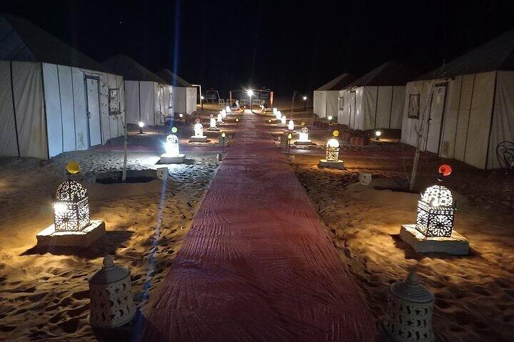 Viaje de 3 días al desierto de Merzouga desde Ouarzazate, hotel, campamento de lujo