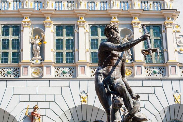 Privat Artus Court och Gdansk Old Town Tour med biljetter