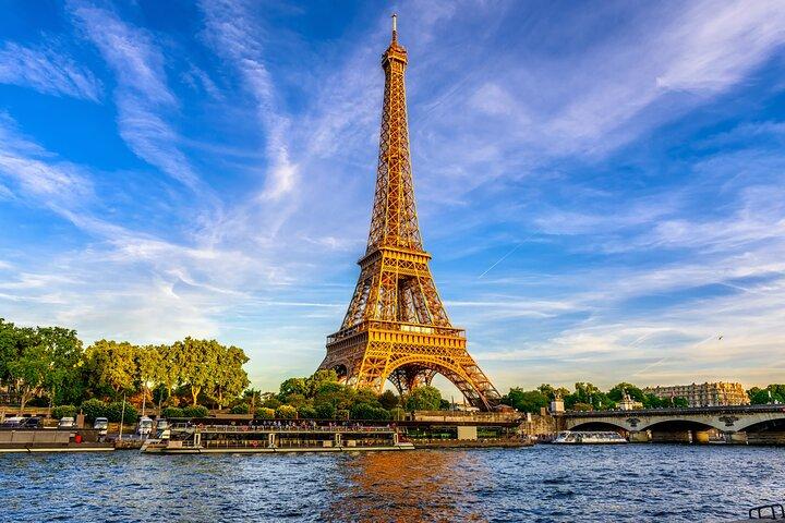 Paris City Center Self-Guided Walking Tour
