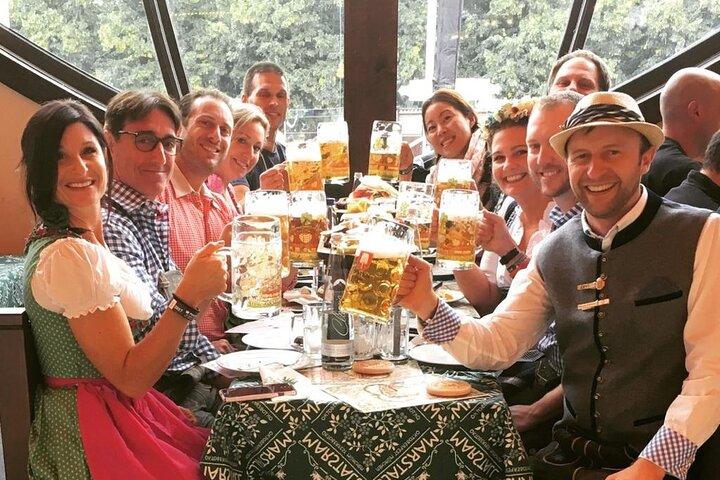 Experiência de pequeno grupo de cerveja, cervejaria e Oktoberfest tudo incluído!