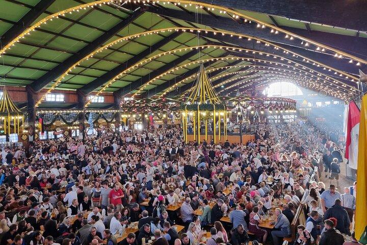 Experiência de pequeno grupo de cerveja, cervejaria e Oktoberfest tudo incluído!