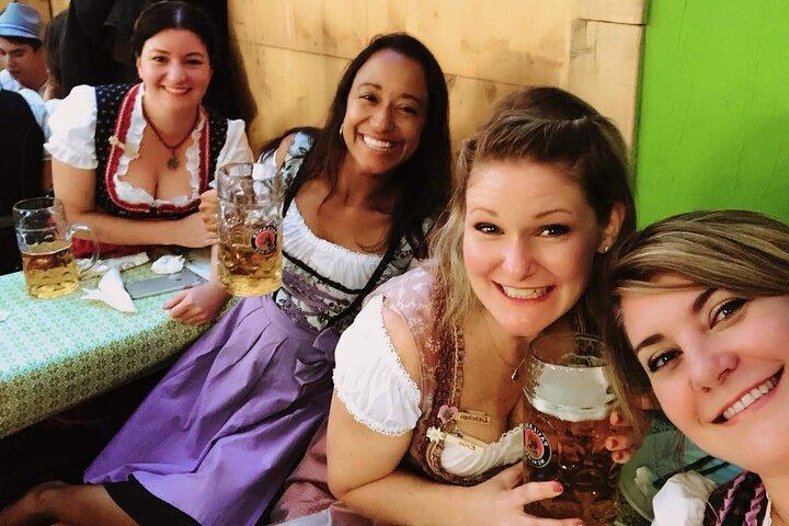 Experiência de pequeno grupo de cerveja, cervejaria e Oktoberfest tudo incluído!