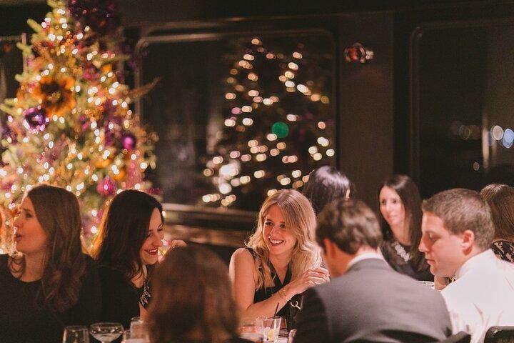 Bateaux New York Kreuzfahrt mit plattiertem Abendessen am Weihnachtstag