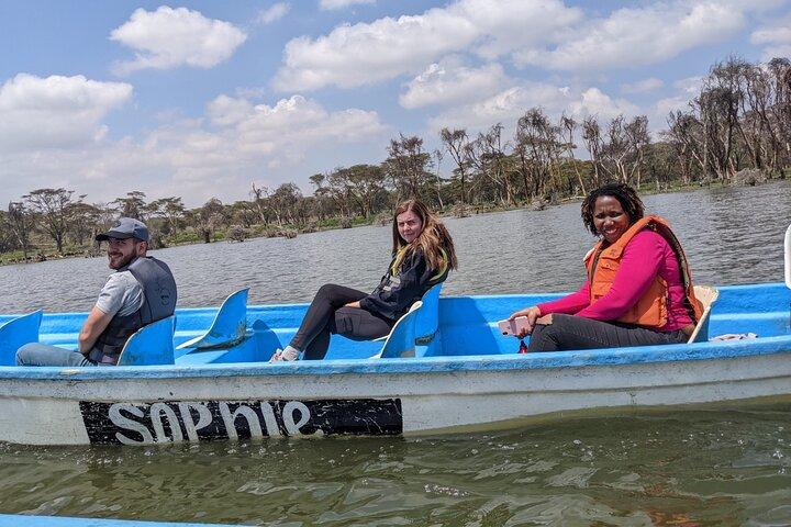 Tour a piedi safari condiviso a Naivasha con giro in barca