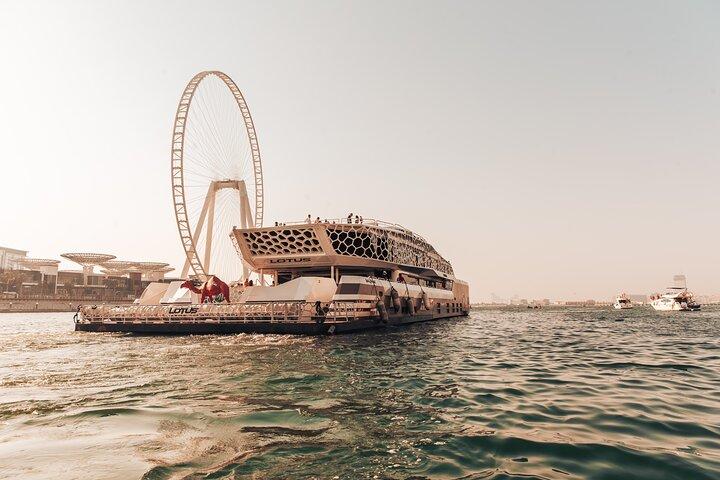 5 Hours New Year Celebration On Mega Yacht Dubai