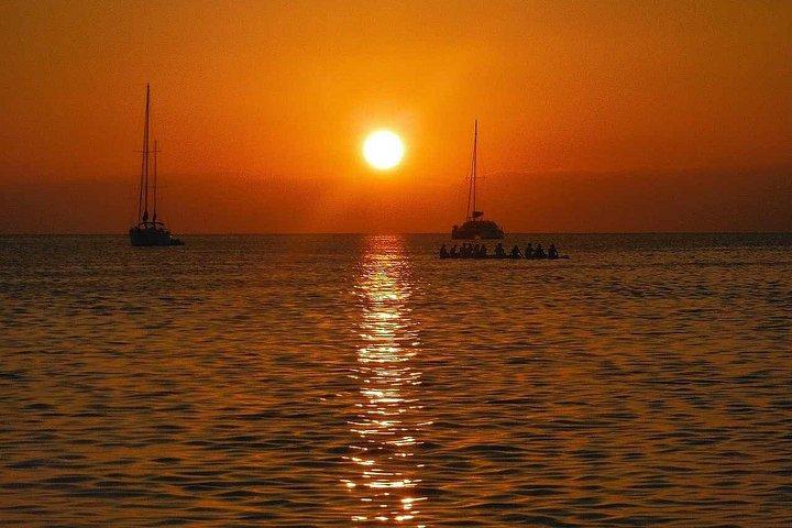 Sonnenuntergang in Dénia vom Katamaran aus