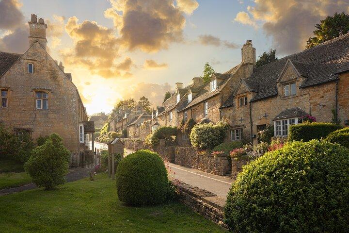 Excursão privada de um dia a Cotswolds saindo de Londres de carro