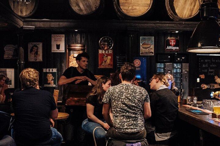 Celler Of Scotland Walking Tour, provar as melhores bebidas de Edimburgo