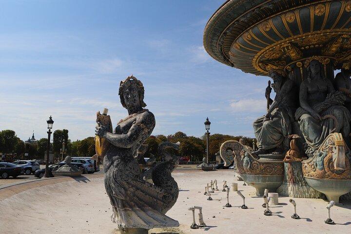 パリ革命ウォーキング ツアー : フランスの象徴的な名所と物語