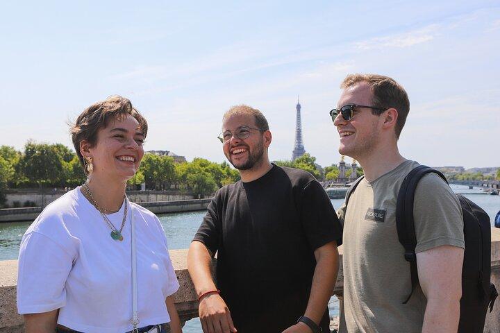 パリ革命ウォーキング ツアー : フランスの象徴的な名所と物語