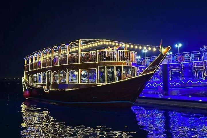 Dubai Marina Cruise mit Abendbuffet