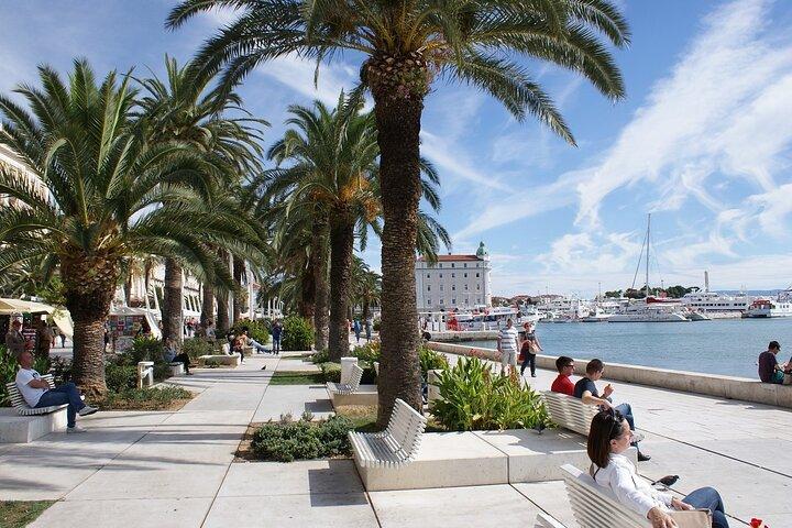 Traslado privado directo desde Dubrovnik a Split, conductor local