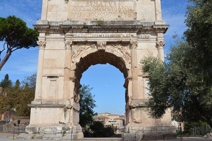 Tour de 3 horas por la arena de gladiadores del Coliseo y la antigua Roma