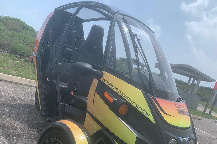 Tour guiado por Arcimoto FUV na Ilha Amélia