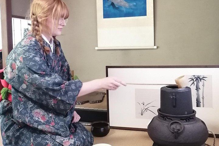 京都で本格的な茶道体験を