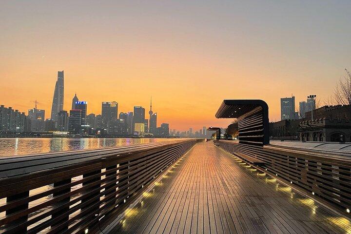 4-stündige Riverside Sunset Bike Tour in Shanghai