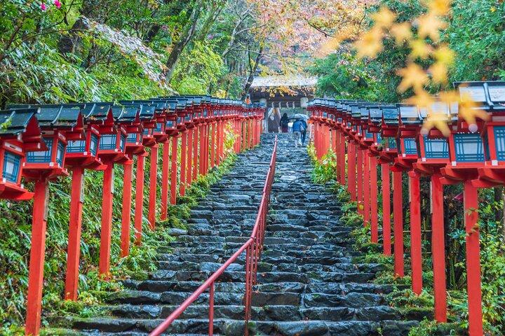 京都ハイキングツアー：鞍馬・貴船の自然と伝説