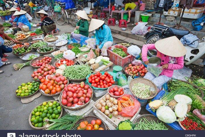 Hoi An City Walking Street Food Tours med natmarked