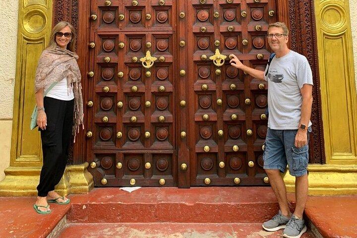 Stone town walking city tour e Nakupenda sandbank com almoço