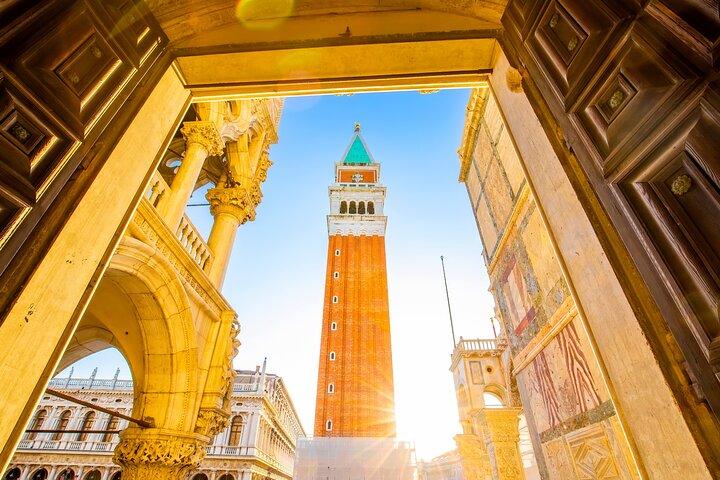 Visita privada sin colas al Palacio Ducal y San Marcos en Venecia