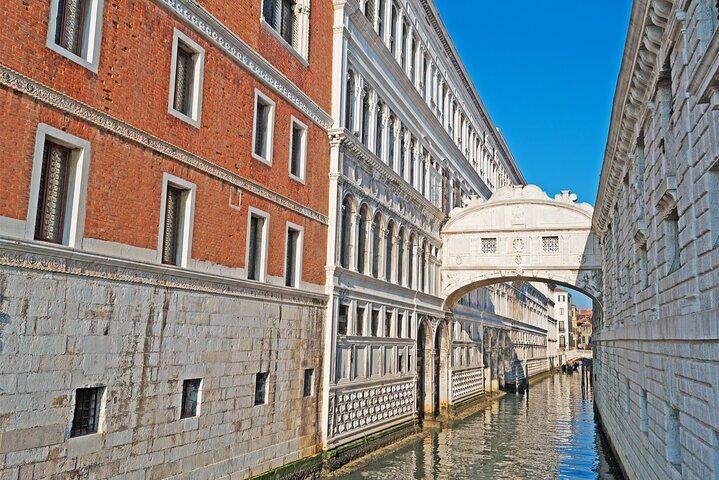 Venice San Marco Self-Guided City Walking Tour & Scavenger Hunt