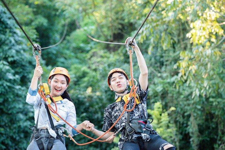 Aventura de tirolesa em Luang Prabang